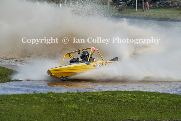 DSC03909Capt1